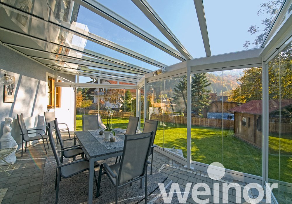 Terrasoverkapping van glas weinor Terrazza Originale met glazen wanden