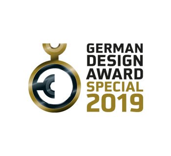 Logo van de German Design Award Special 2019 in zwart, goud en wit.