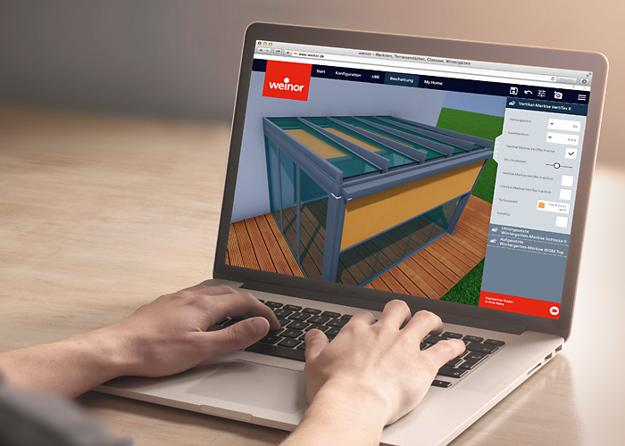 Een hand aan een laptop die een 3D-model van een overkapping toont, op een houten tafel.